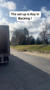 Remember always start from the driver side it’s easier than blind backing from the passenger side! #truckerdee #backingup #semi #trucksoftiktok #truck 7185543678922886446 | Truckerdee