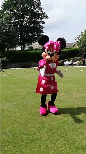 Beautiful Day With Minnie Mouse