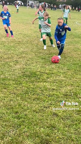What a run through the hole team form defence to score! My super libs ! #superlibs #goal #rantheball #fyp #viral #supergoal #futurelioness #lionesses #greatgoal