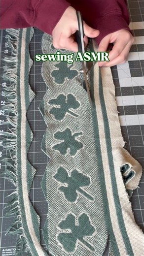 Would you wear this scrap upcycle? ♻️☘️