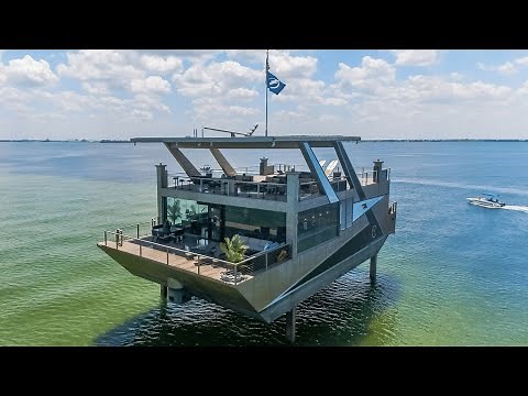 Top 10 Modern Houseboats | Airbnb