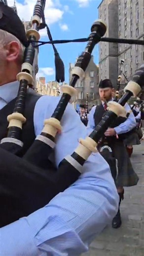 🏴󠁧󠁢󠁳󠁣󠁴󠁿Tartan Parade Scotland 2026🏴󠁧󠁢󠁳󠁣󠁴󠁿 Edinburgh 9 May 2026 #edinburgh #ForeverEdinburgh #scotland #visitscotland #travel #scotlandexplore | A Taste of Scotland Tour