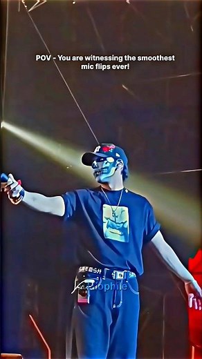 Talwiinder Mic Flip 🤯 #talwiinder #liveperformance #concert #shorts