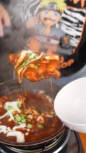 Así es la comida callejera en Corea Aprende a cocinar en casa este delicioso platillo Coreano como en los Doramas | La Tia Otaku