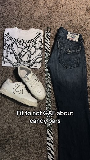 Unique Fashion Trends Inspired by Haunted Mound