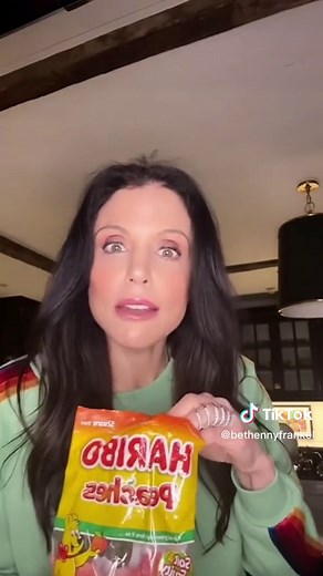 Delicious Candy Review: Sweet Tart Ropes, Haribo Peaches, and Jelly Belly Gummies