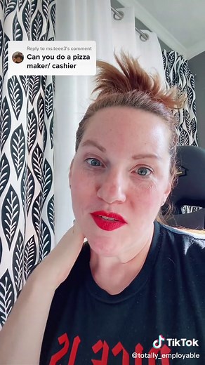 Cashier and Pizza Maker Resume Tips