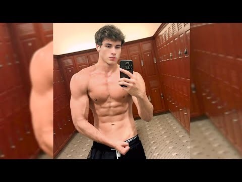 This Is What Perfect Muscle Definition Looks Like (Science-Backed Flex)