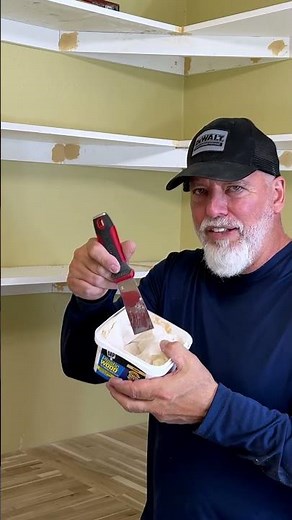 How to Stop Wood Putty From Drying Out While You Work
