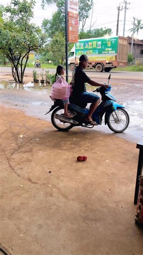 2.9K views | Delivery vip ដាច់ថ្លៃ ប្រើមិនបានជេហើយវៃទៀតកុំចង់ហក់ | KAKA online shop | Facebook