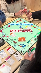 Momen seru bareng main bareng teman jadi makin menyenangkan dengan Monopoly Classic Refresh 🎲 #Monopoly #HasbroGame #HasbroIndonesia #Hasbro