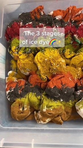 Have you ever tried ice dye? #tiedye #icedye #handdyed #icedyetutorial #rainbowartist #tiedyetutorial