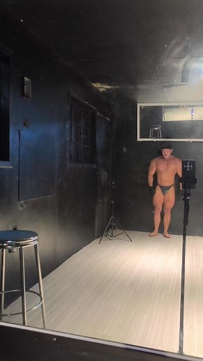 606 reactions · 23 shares | Practice classic body building pose For cardio #cardio #bodybuilding #TrainHard | Raven Cris | Facebook