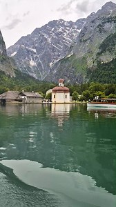 📷 Die 10. Bergsteiger Fototage in Berchtesgaden! 📷 Gemeinsam mit den Fotoprofis Wolfgang Ehn und Heinz Zak haben wir die schönsten Fotospots unserer Region erkundet - vom malerischen Hintersee bis zum majestätischen Königssee. 🏞 Ein besonderes Highlight war der Besuch von Alexander Huber von den Huberbuam der sich beim Klettern perfekt in Szene setzte. Danke an alle Teilnehmer, Heinz Zak und Wolfgang Ehn, für die unvergesslichen Momente! ✨ | Berchtesgaden
