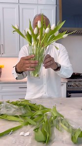 Fall flower refresh around the house! Fun fact: I love flowers. | Geoffrey Zakarian