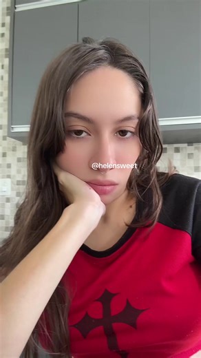 Os vídeos de Helen Sweet (@helensweet055) com original sound - R-LO