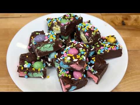 Quick No-Bake Homemade Chocolate Easter Fudge! No Oven or Flour!