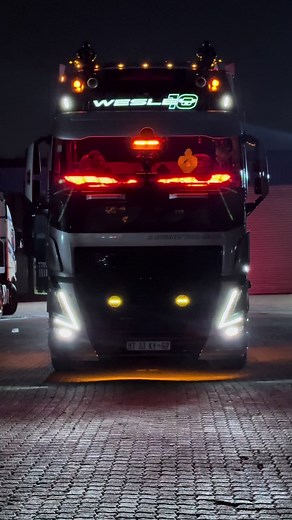 Challenge accepted 123💆🏻‍♂️#youngtrucker #freightlogistics #fyp #trending #volvotruck