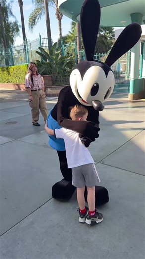 #oswald #lucky #rabbit #anaheim #californiaadventure | oswald the lucky rabbit