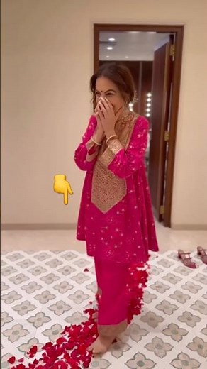Nita Ambani’s Beautiful Birthday Surprise at Antilia 🎂🌸👑 | A Celebration Filled with Love ❤️