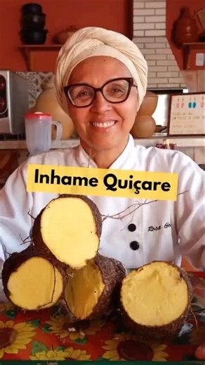 Chef Rosa Gonçalves on Instagram: "Inhame Quiçare ou Inhame Amarelo é muito especial, tem uma textura mais firme que os outros inhames, a sua cor é de um amarelo especial, além de muito saboroso. Encontramos Inhame Quiçare em feiras livres, principalmente no Recôncavo e no Baixo Sul da Bahia. Ele é muito usado para preparar receitas da nossa tradicional cozinha de raiz: cuscuz, paçoca doce, bolos, mingau, Vatapá, farofa e também em outras receitas como pudim, escondidinho, nhoque, pães, etc. Ant