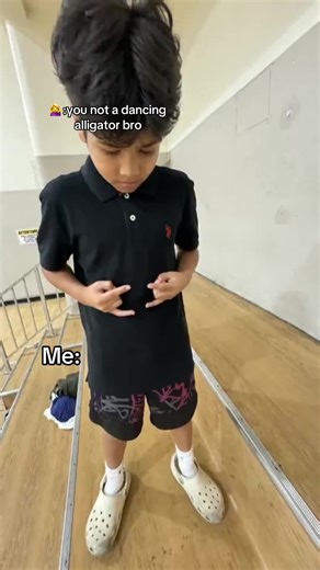 #CapCut #fr i swear im a dancing alligator! I