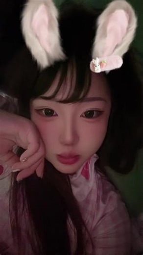 我不争也不抢 但我并不是一个薄情寡义的人 而是我觉得真正属于我的还是会如细水长流般回到我身边@鸿