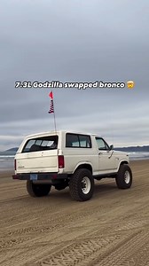 Volume up for this rig! @lucas_mandic 7.3L Godzilla swapped bronco is running a #MagnaFlow 5x11in. Muffler (Part #12599) | MagnaFlow Performance Exhaust