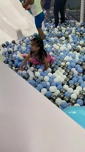 Human simba ga enjoy ang mga bata❣️ | JG Acain Elbit