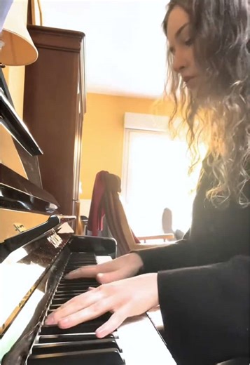 Piano Melodies by Yann Tiersen and Samantha Sparkle