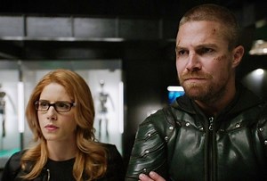 Emily Bett Rickards Exits Arrow: How The Season Finale Wrote Out Felicity — Plus, Oliver's Future Fate Revealed! - TVLine