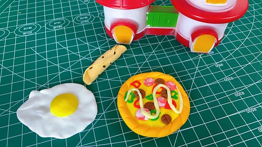彩泥手工教程，超轻粘土制作超漂亮草莓奶油面包