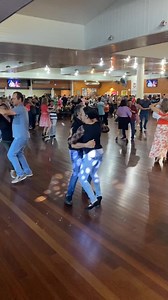 Baile animado em Pato branco | Gabriel Pasa