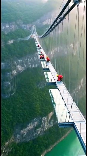 China’s Scariest Bridge Build Caught on Camera#ScaryBridge #BridgeConstruction