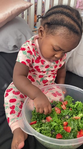 Delicious Kale Salad with Strawberries and Blueberries