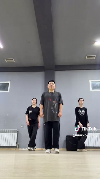 Footwork Warm-Up Dance Tutorial