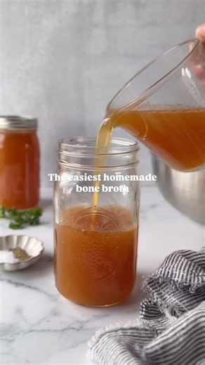 The easiest homemade bone broth #shorts #bonebroth #homemadebroth