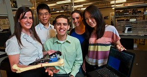 Students create automated bone-lengthening device