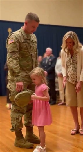 Little Girl in Pink WALKS OUT… Ceremony STOPS 🇺🇸