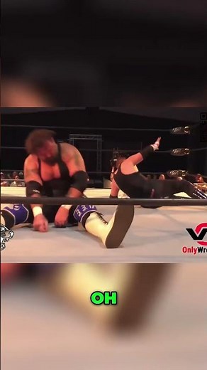 Wrestling Match: Flamingo's Unexpected Moves Stun Davidson! #shorts