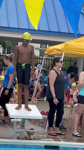 💙💛Swim Meet Results 💛 💙Jacob won his Backstroke heat, pulled the lead for the relay, amd placed 3rd in his other events 🏊🏾Him and his team did wel. 🏊🏾#SwimMom#TeamBraxton#Swanlake#Stingrays#Blackswimmers#BlackBoySwim #Backstroke #Freestyle #Butterfly | Frosted Gems