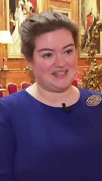 This is What INSIDE Windsor Castle Looks This Christmas