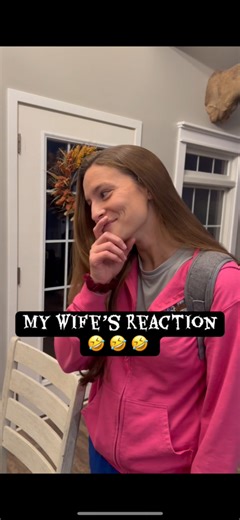 Surprising my wife with DIY scary Halloween decor/heads💀😂 #Halloween #halloween2025 #husbandandwifelife #husbandandwifecomedy #laugh #funny #reaction #wifereacts | Collins Country