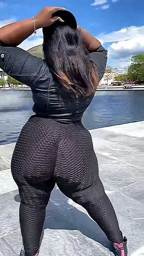 Chrisy Chris • 901| ATL on Instagram: "New Yoooork 🗽 I love it here!"