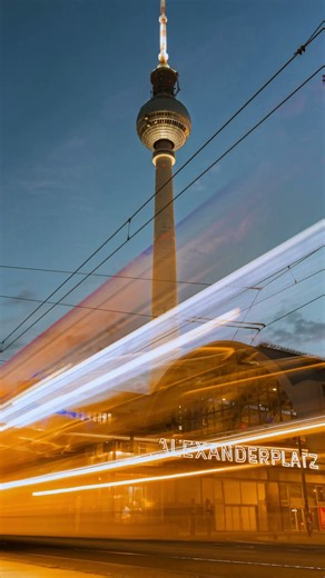 Handheld Long Exposure in Berlin | Hasselblad X2D II 100C