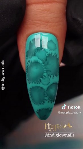 Magpie Gel Polish Nail Art Tutorial