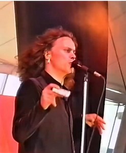 HIM – Join Me in Death (Live 1998 Ilosaarirock) #lovemetal #villevalo #hisinfernalmajesty #heartagram #himband