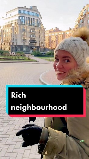 Exploring the Luxurious Neighborhoods of Saint Petersburg, Russia