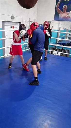 Відео користувача Павло Івахненко (@pavlo_ivakhnenko) з композицією «оригінальний аудіозапис - Павло Івахненко»