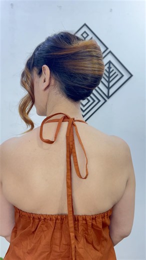 Easy French Bun hairstyle just in 5 minutes #hairstyle #easyhairstyle